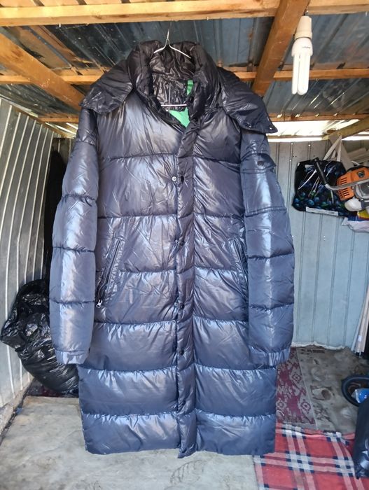 Vând geacă lungă de fas impermeabil nou L  nouă