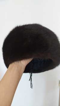 Продажа женской норковой шапки.