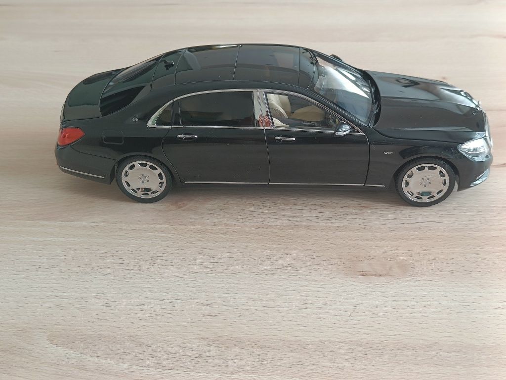 Mercedes S class W222, Almost Real 1:18