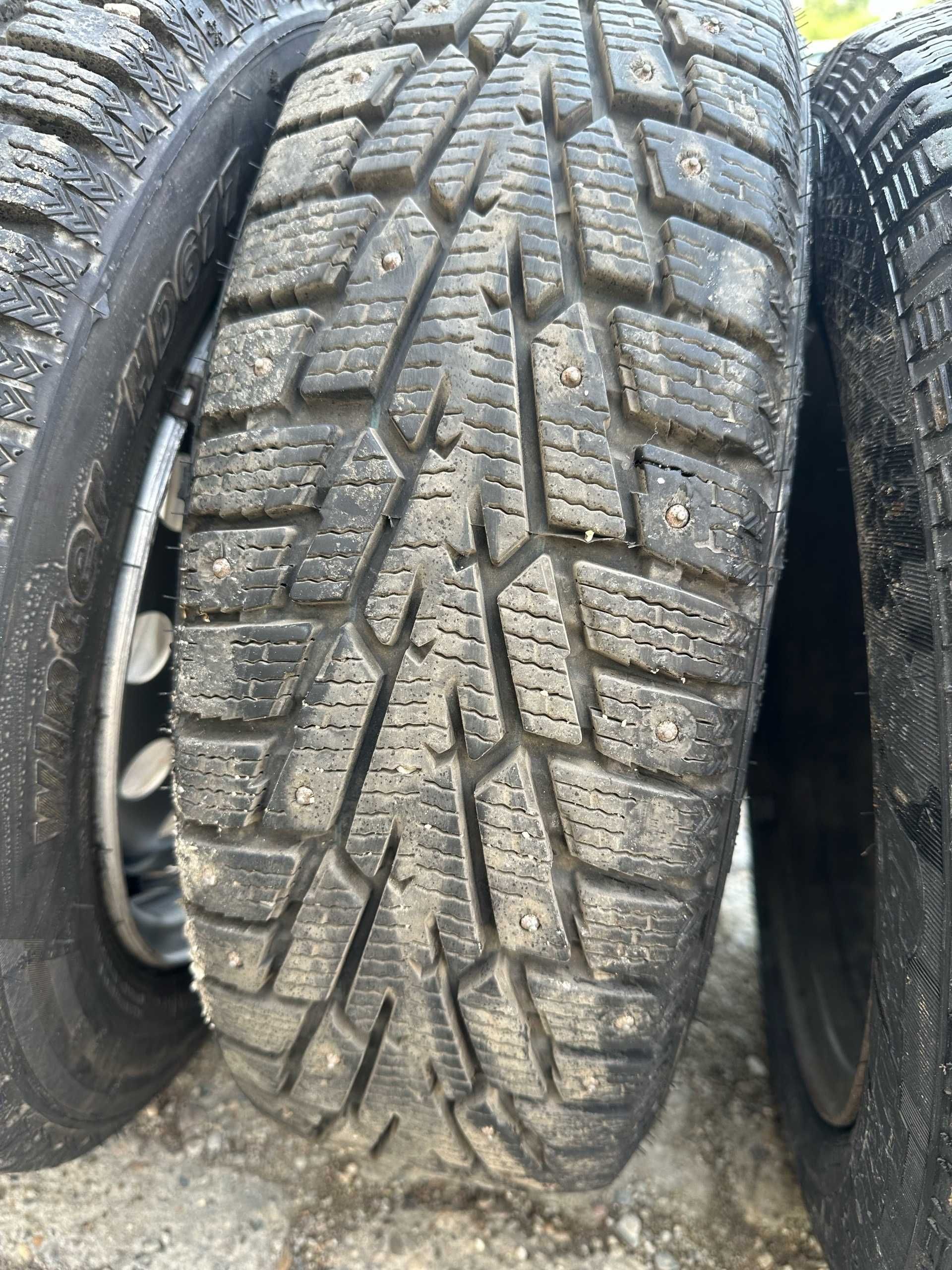 175/65R14 Зимние шины с дисками R14 (4*98)