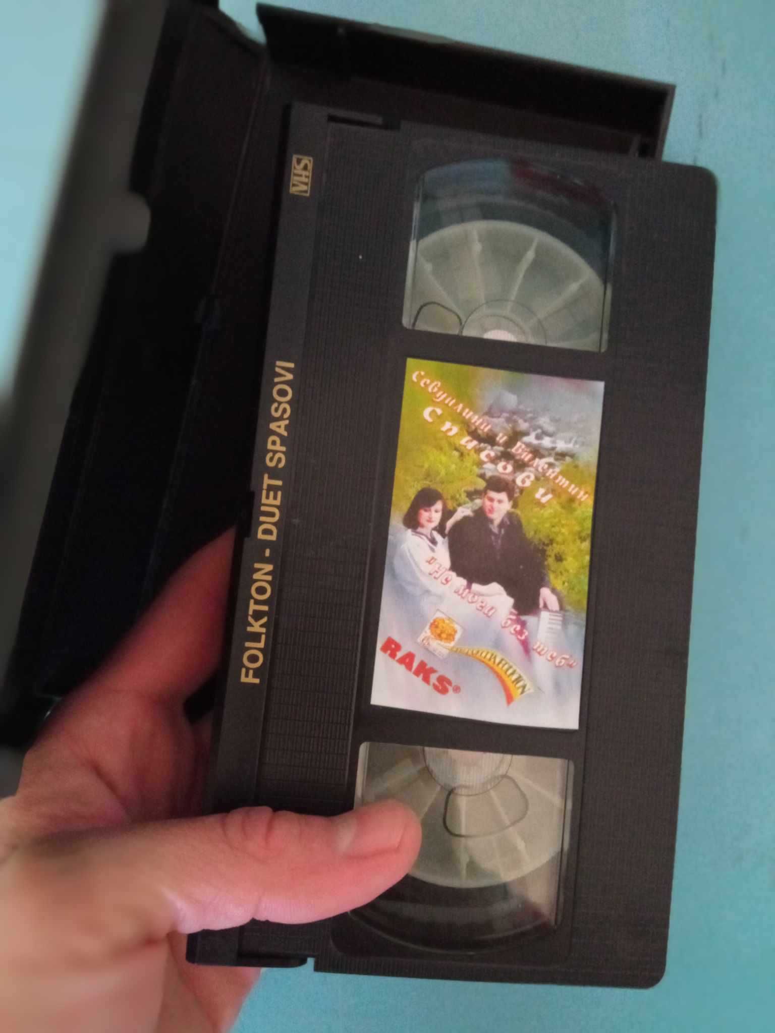 Оригинални видеокасети (Слави, Пирин Фолк, сръбско) и DVD на Sean Paul