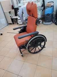 Луксозен инвалиден стол