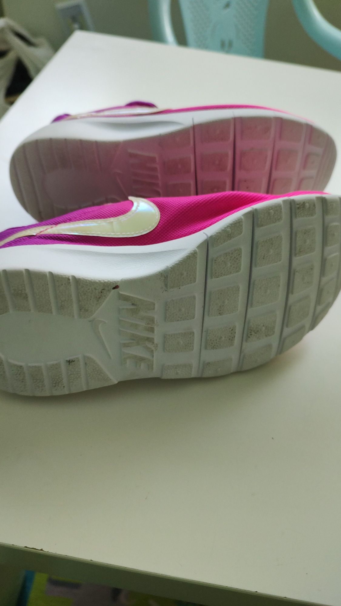 Nike маратонки 32 номер
