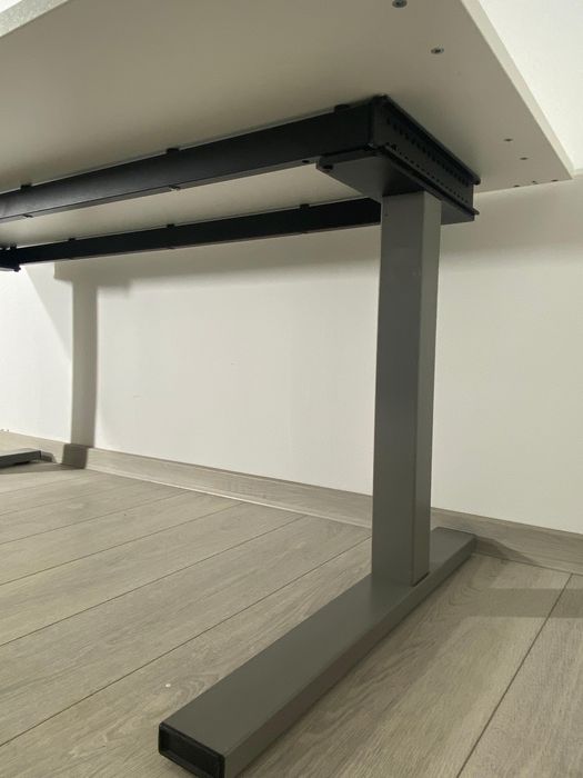Birou 180x80 cm, Blat Alb Mat și Cadru Metalic Gri Industrial