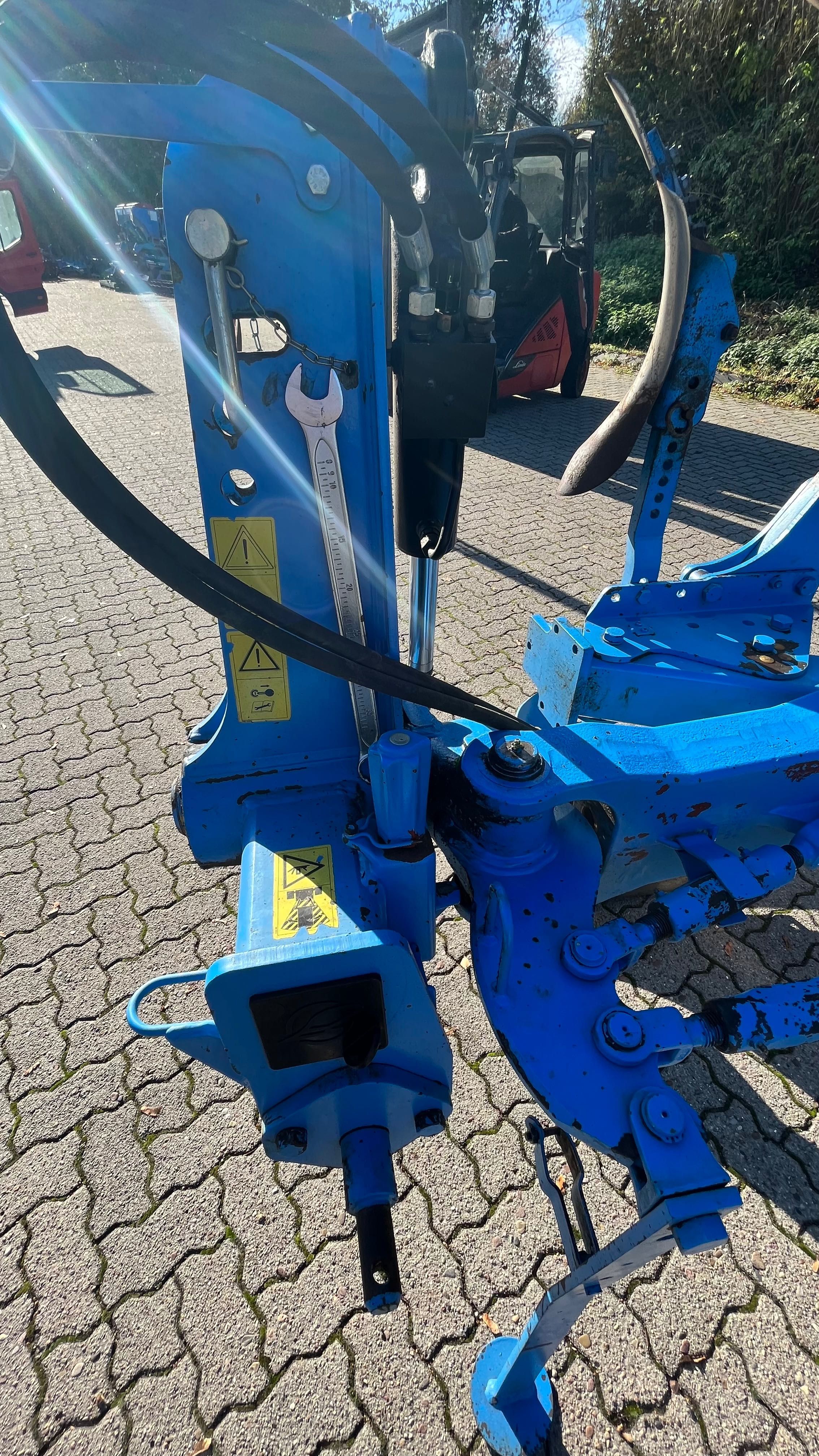 Lemken EurOpal 7 , Omoch Plug Arion, Case, Belarus tortadi