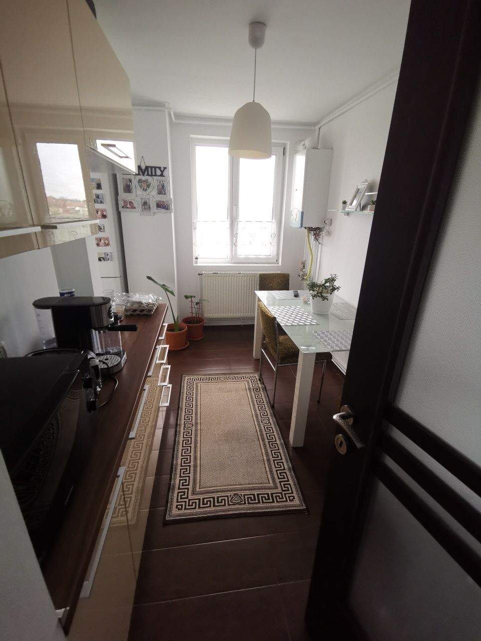 Închiriez apartament