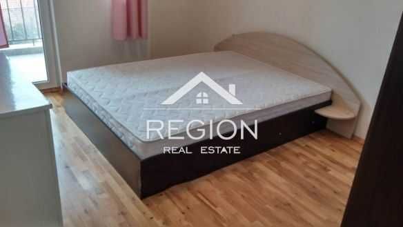 Тристаен НОВ апартамент-Колхозен пазар