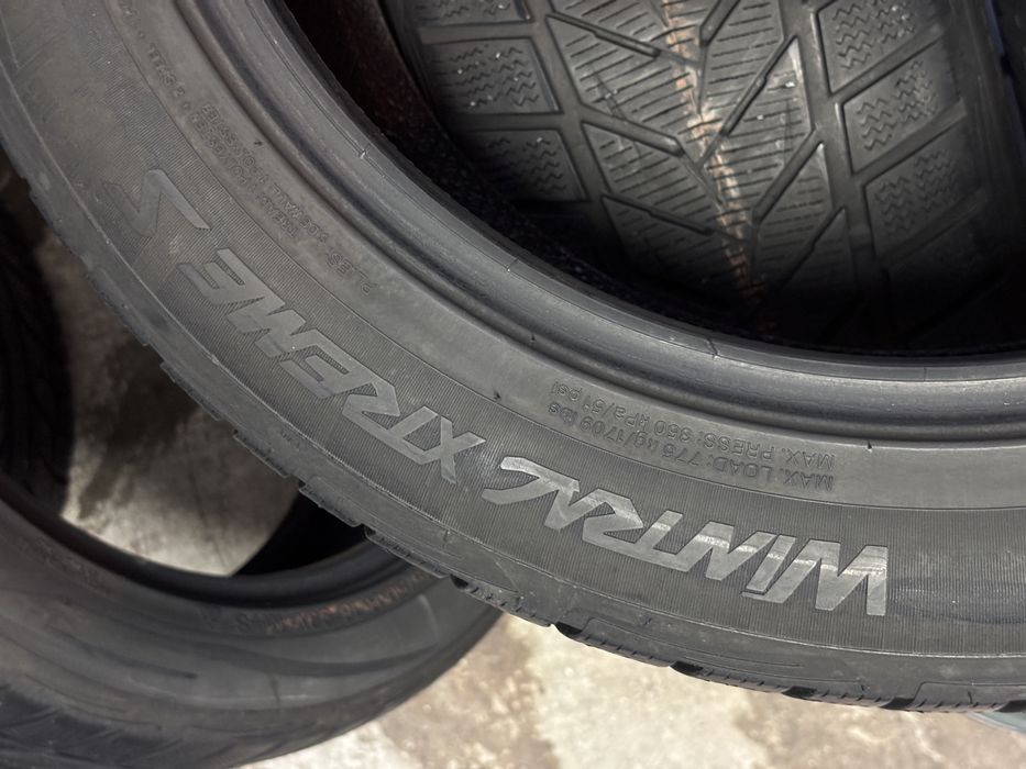 225/50R18 99V Vredestein iarna stare foarte buna