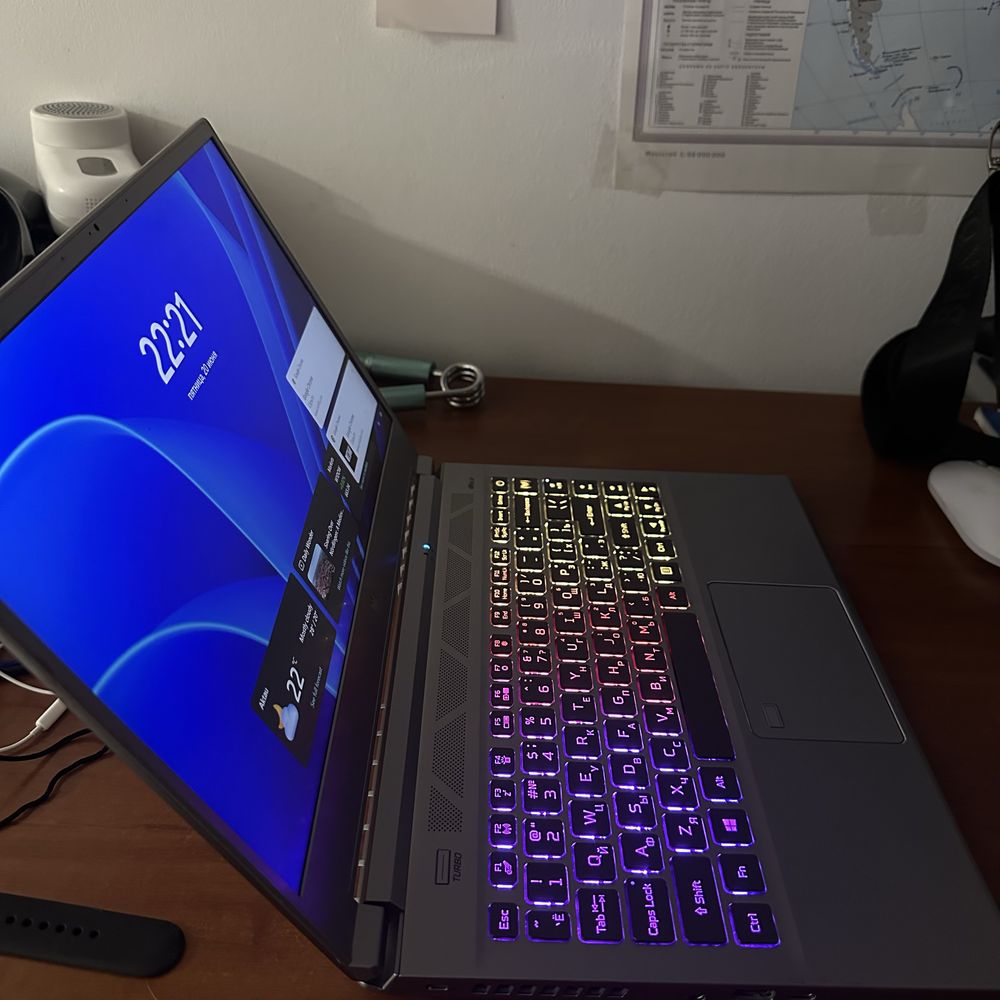 Predator triton 300se