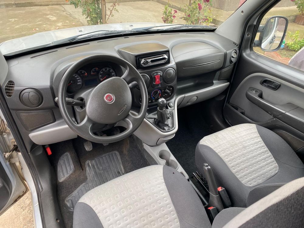 Fiat doblo 1.9 2008 7 locuri
