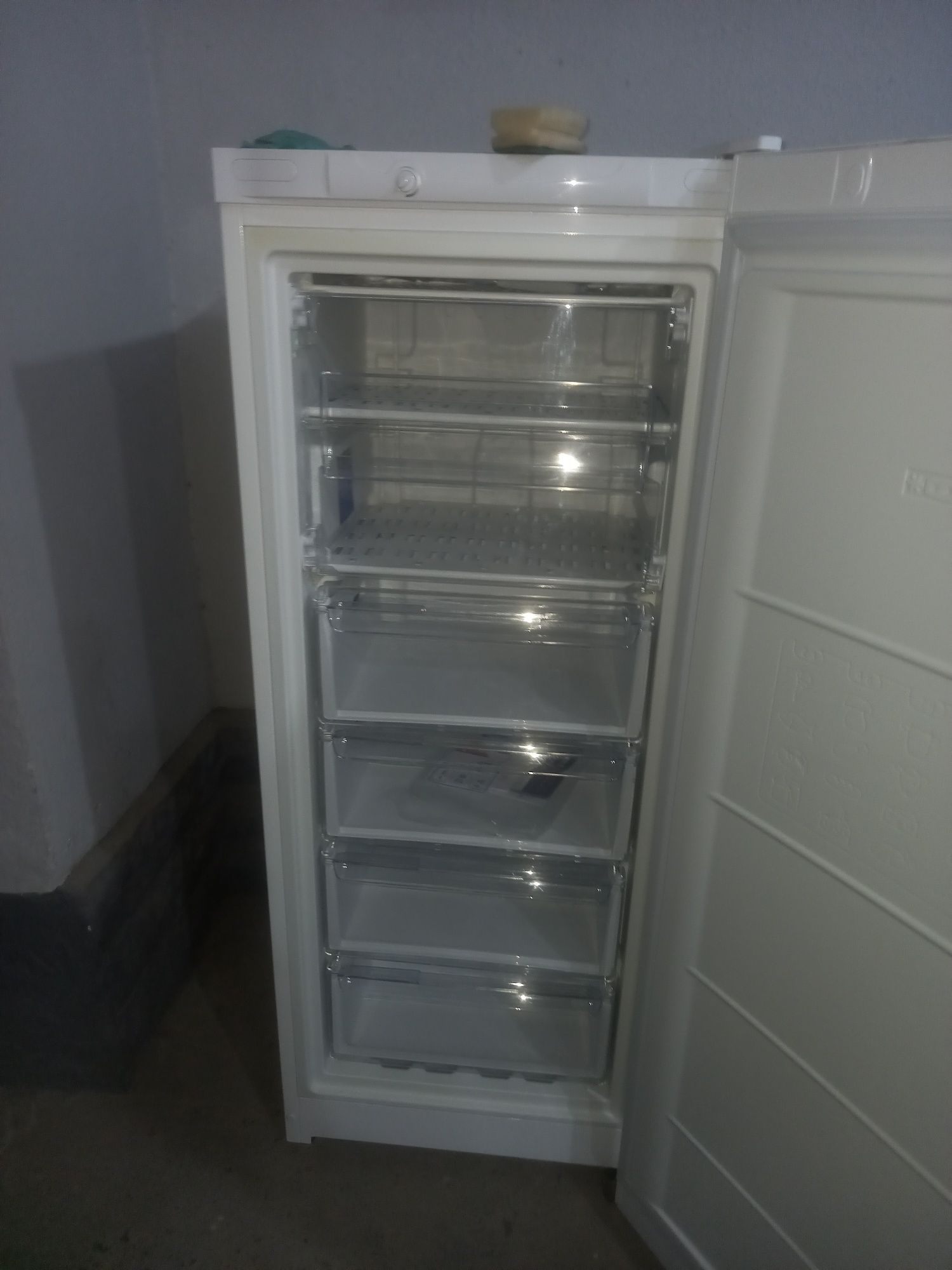 Indesit xolodinlik