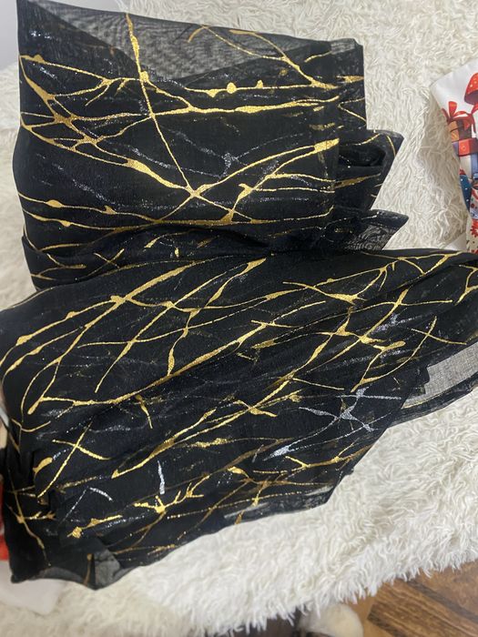 Set 2 perdele noi 130 pe 230 negru cu fir auriu
