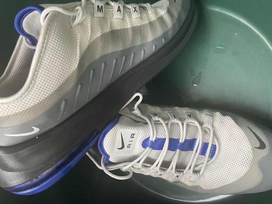 Vand adidasi Nike marimea 46