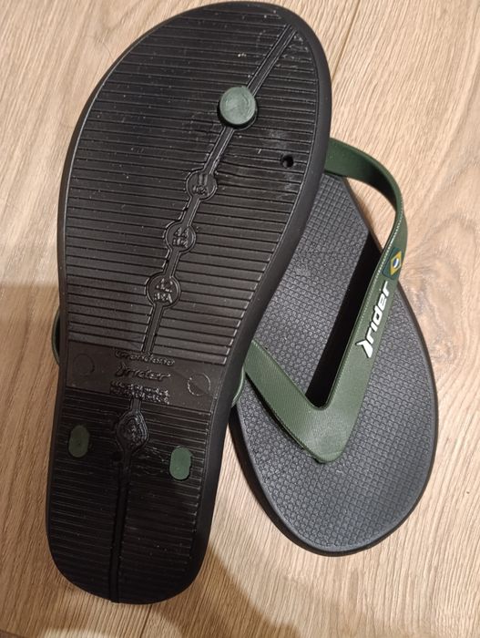 Мъжки чехли Adidas и Rider