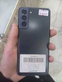 Телефон Samsung Galaxy S21