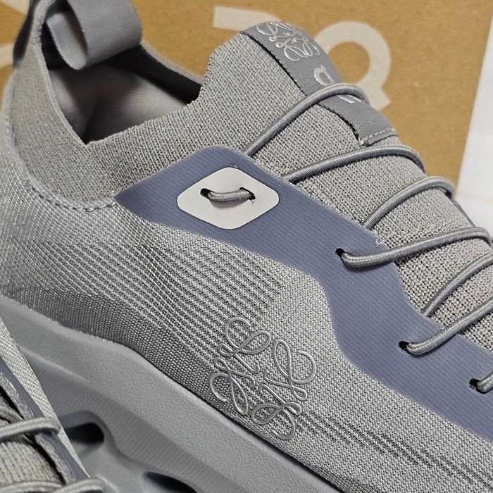 L O E W e X On Cloudtilt  45