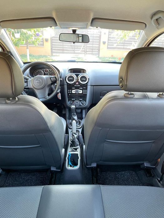Opel Corsa D 2009