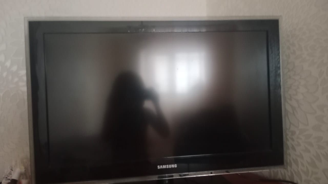 Продам телевизор Самсунг Samsung