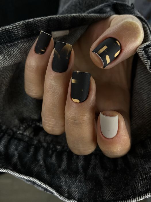 Cautam tehnician/ă de unghii talentata !