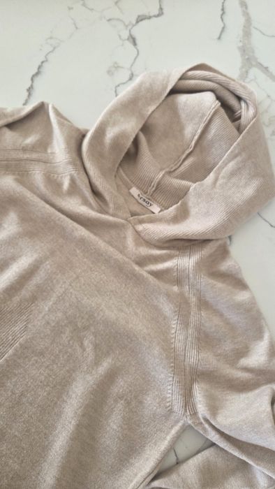 Rochie tricot cu gluga/Orsay, S