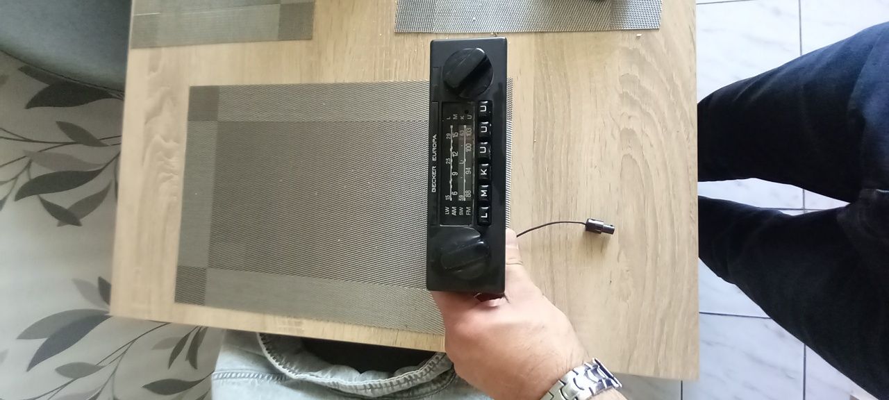 Продавам Оригинално радио Becker Europa