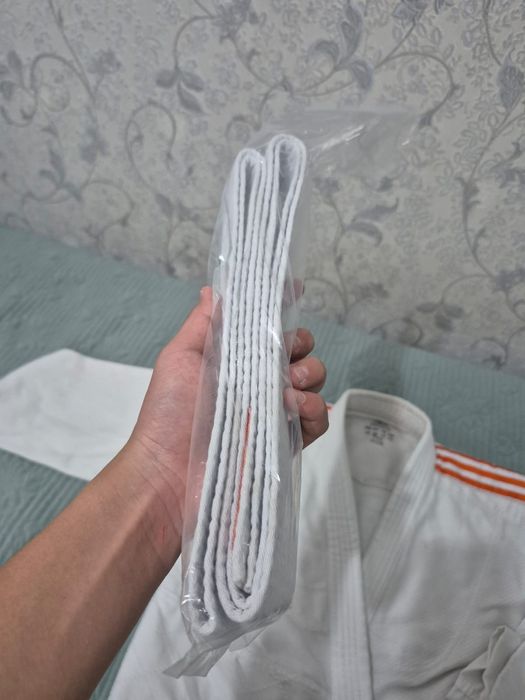 Кимано хорошем состоянии пояс в подарок новый