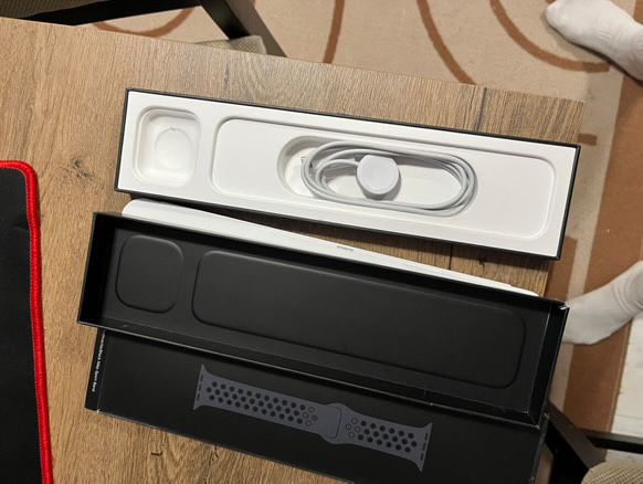 Apple Watch часовник смарт