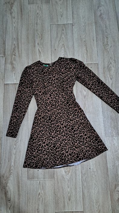 Платье на девушку