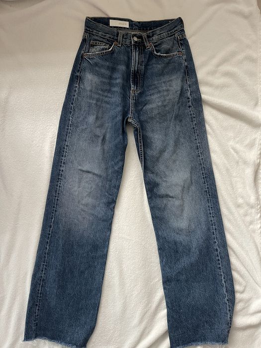 Дънки на ZARA.