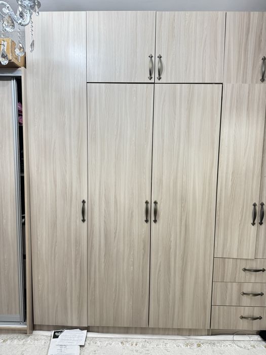 Шкаф сатылады 100 000 тг