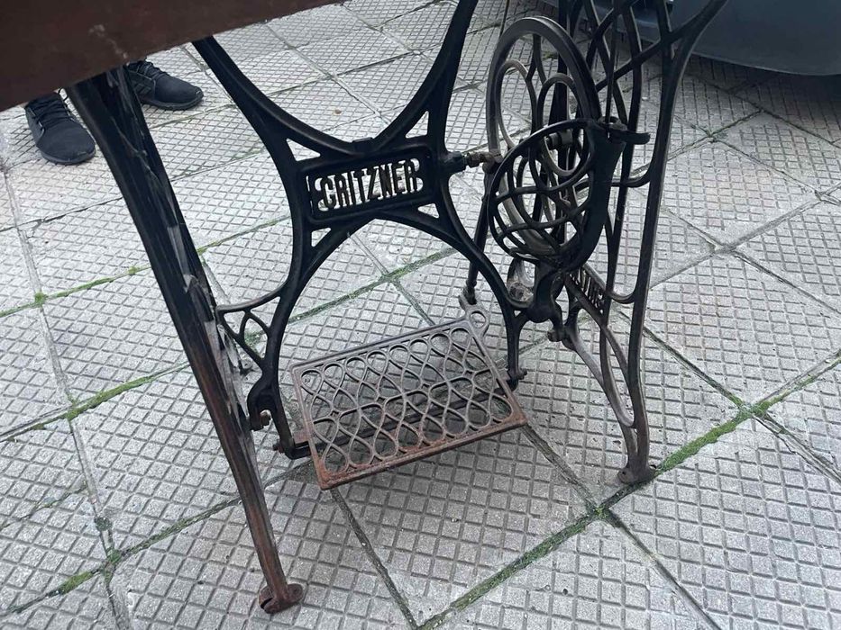 Стара шевна машина Gritzner