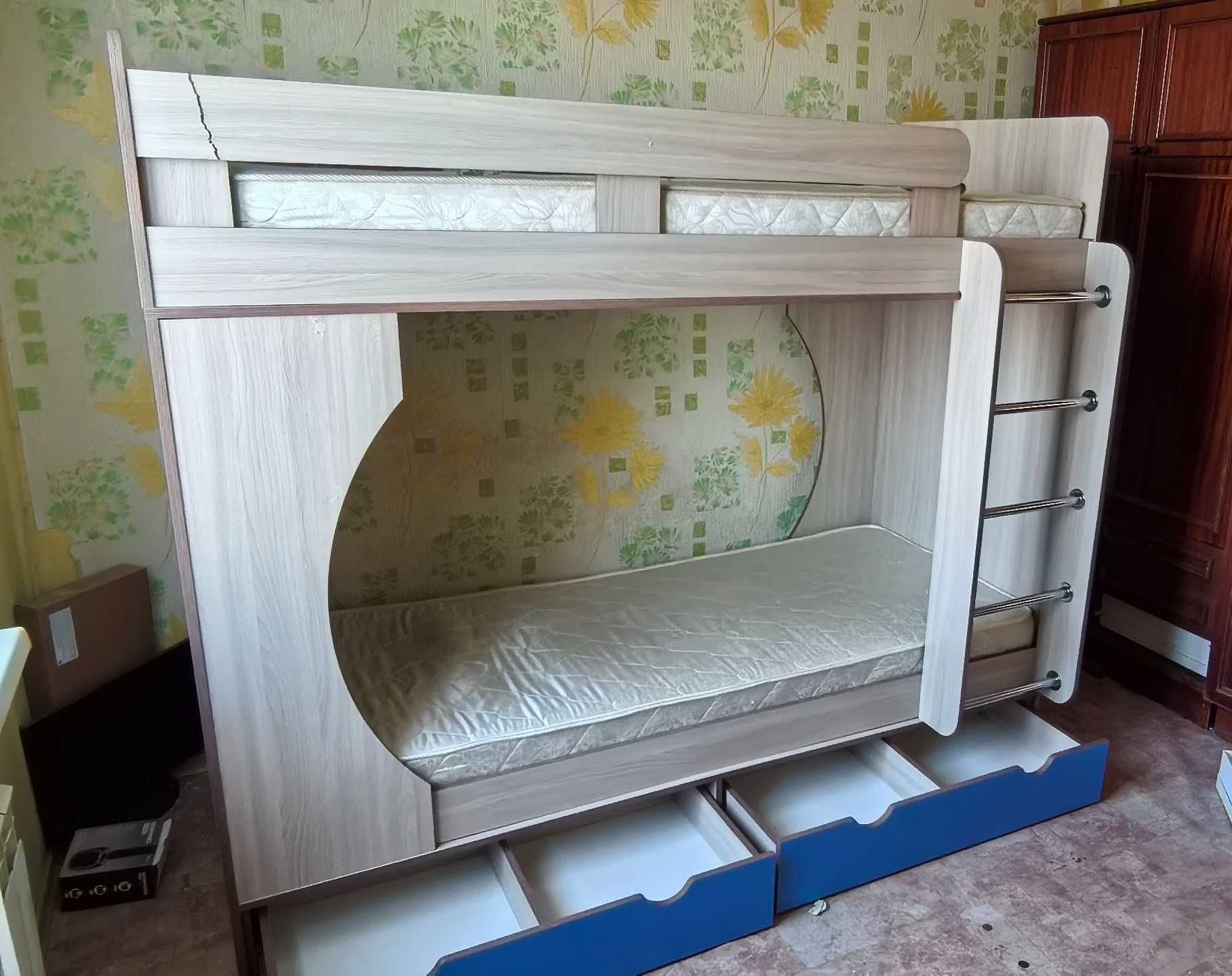 Подростковая двухъярусная кровать