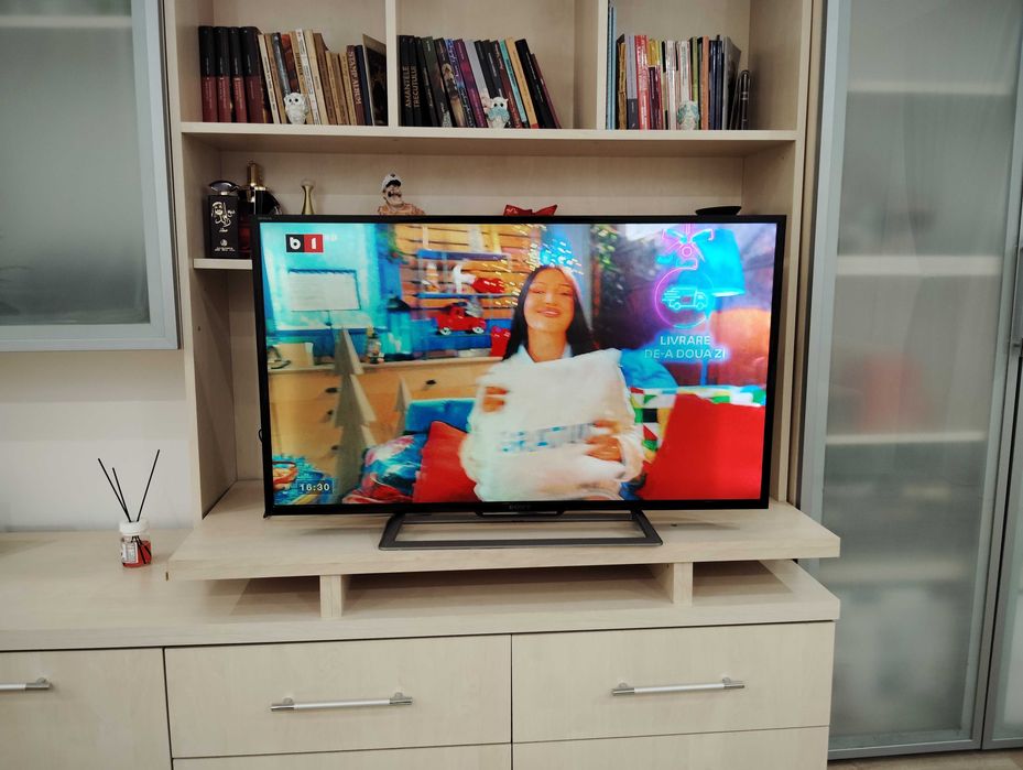 Vând Smart TV Sonny