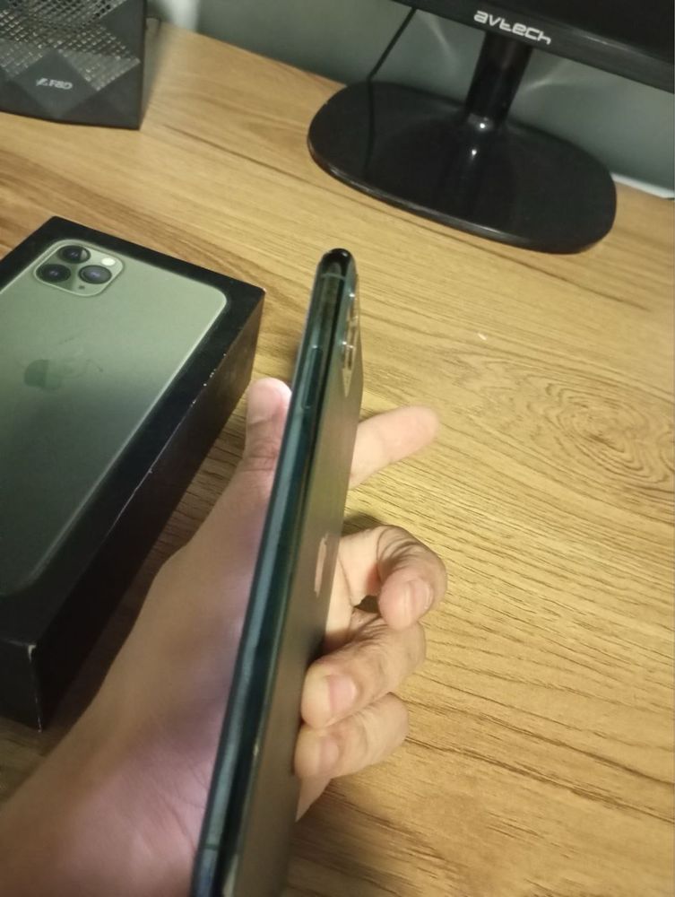 Iphone 11 pro max sotiladi