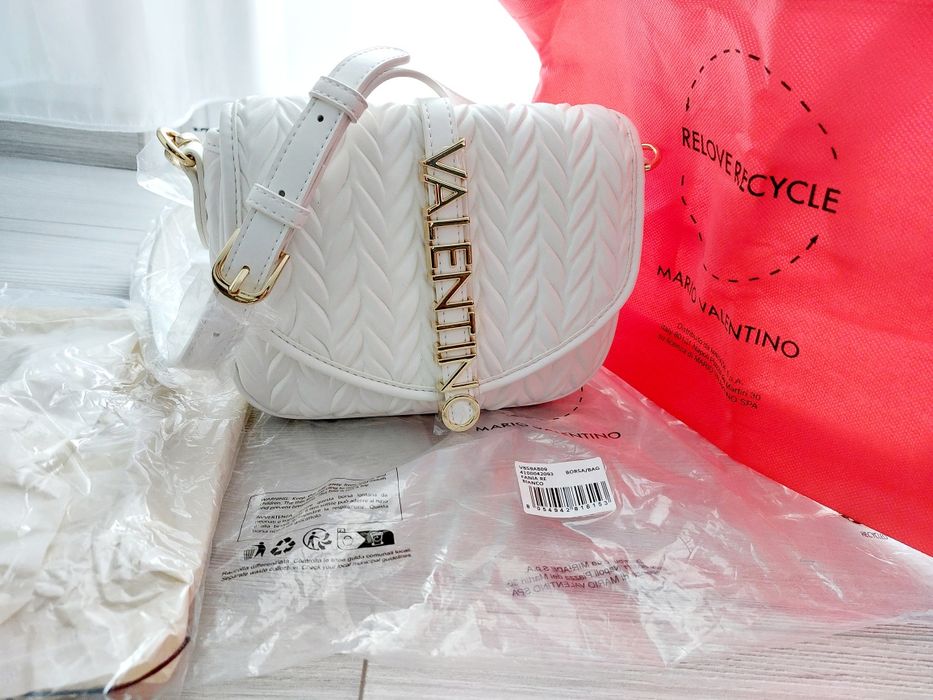Чисто нова дамска чанта Valentino