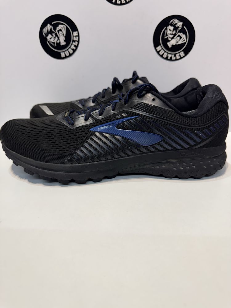 Маратонки BROOKS GHOST 12 Gore-Tex.Номер 46