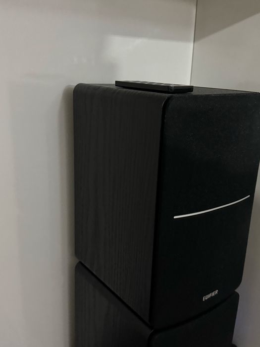 Аудио система edifier r1280db 2.0 тонколони