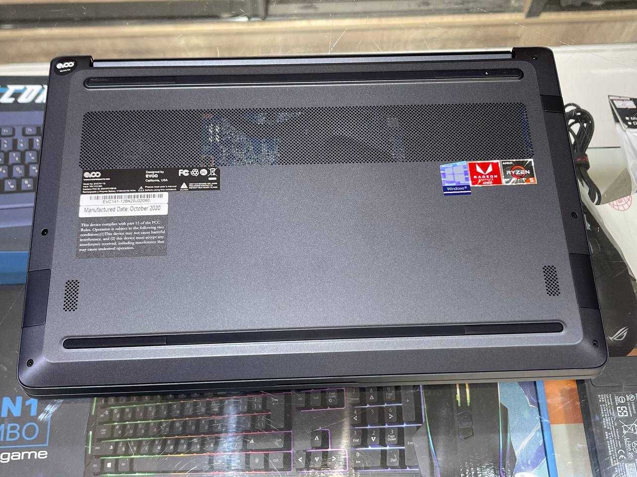 EVOO ultra slim AMD Ryzen 5 3500U озу8гб хард256ssd