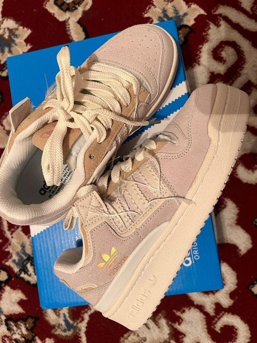 Adidas Forum trainers