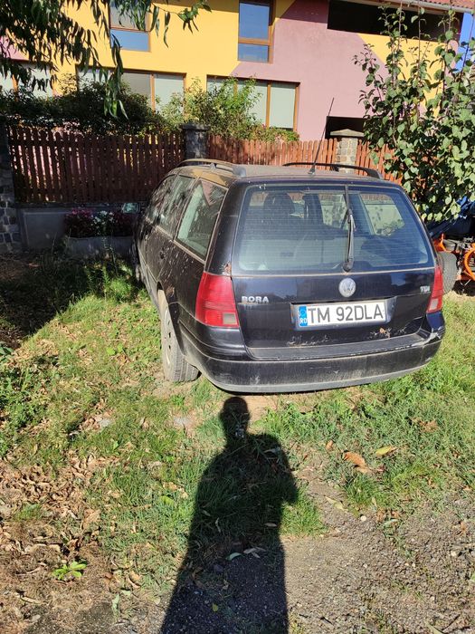 Vand masini Scoda Fabia si VW Bora
