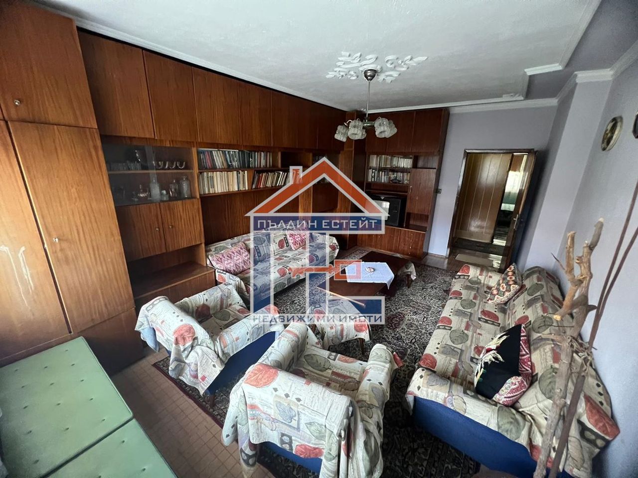 Продава се Тристаен апартамент в Асеновград - 107 кв.м за 926 €/кв.м - Снимка #1