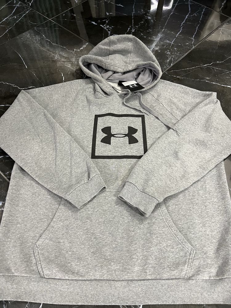 Under Armour горнище/суичър XL