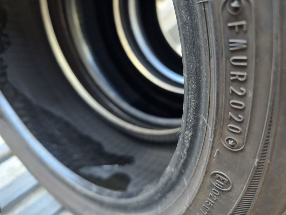 Anvelope de iarna 205-50r17 Falken