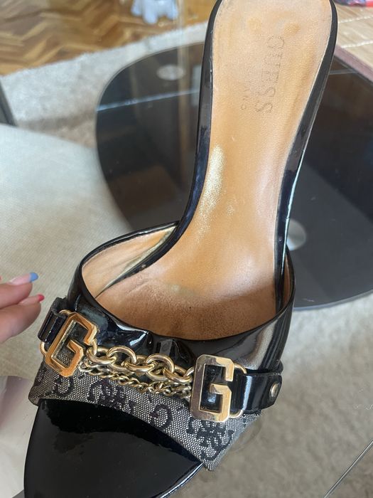 оригинални обувки Guess