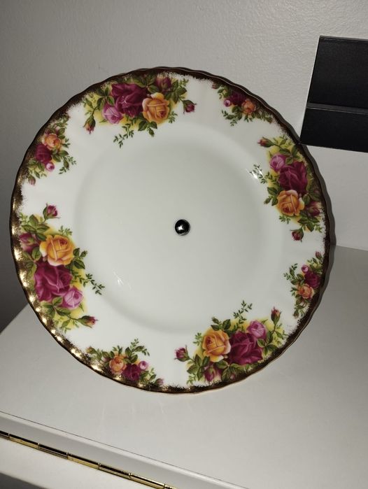 Din lume adunate Anglia