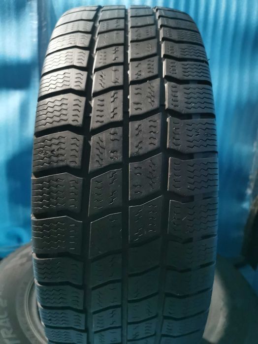 235 65 16 c vredestein m+s 2 buc