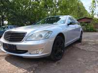 Продавам Мерцедес S320 W221 2007г Дизел 235 к.с на части