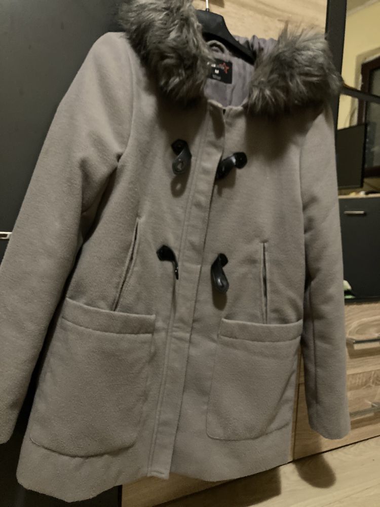 Vând haină de toamna/iarna dama