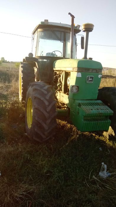 Vând tractor John Deere 3640 in stare de funcționare
