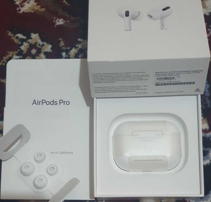 AirPods Pro 1 Case/Кейс Оргинал 100% Отличном Состояния  (Толка Кейс)!